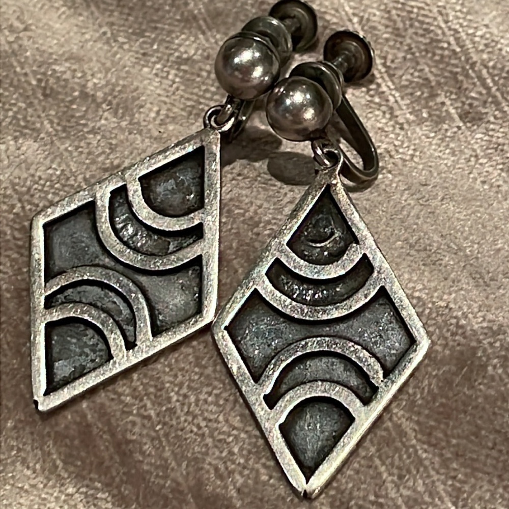 Vintage Sterling Silver Kite Earrings Screw On Backs